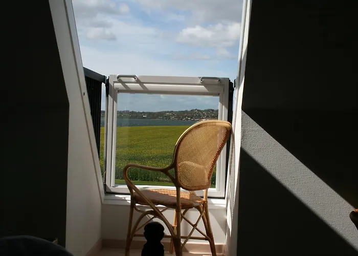 Rødkærgård Bed & Breakfast 3*